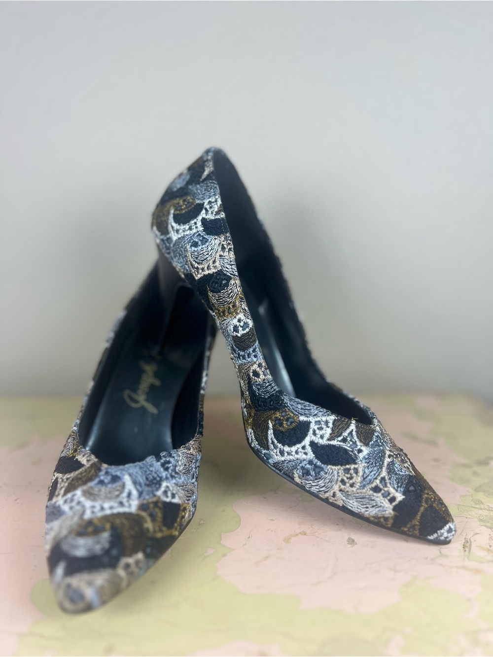 Vintage 90s Joseph Loren Tracy Tapestry Pumps Heels Multicolor Pointed Toe Sz 8